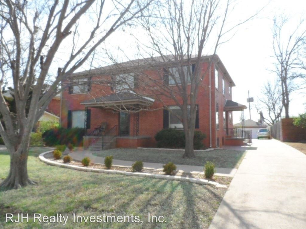 Primary Photo - 6527 Avondale Dr