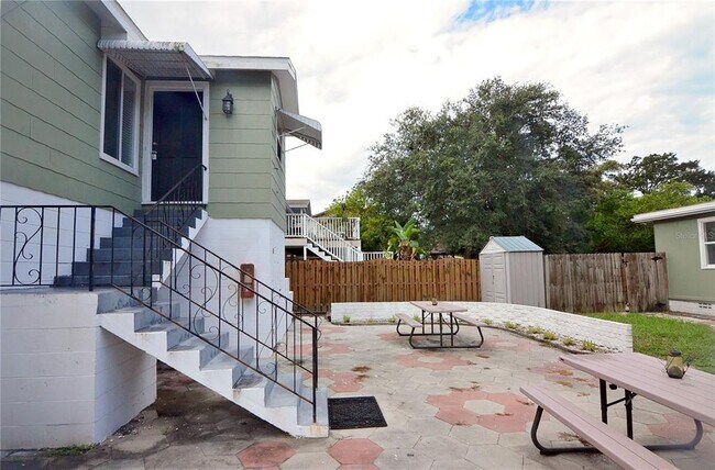 Foto del edificio - 1119 1/2 14th St North-