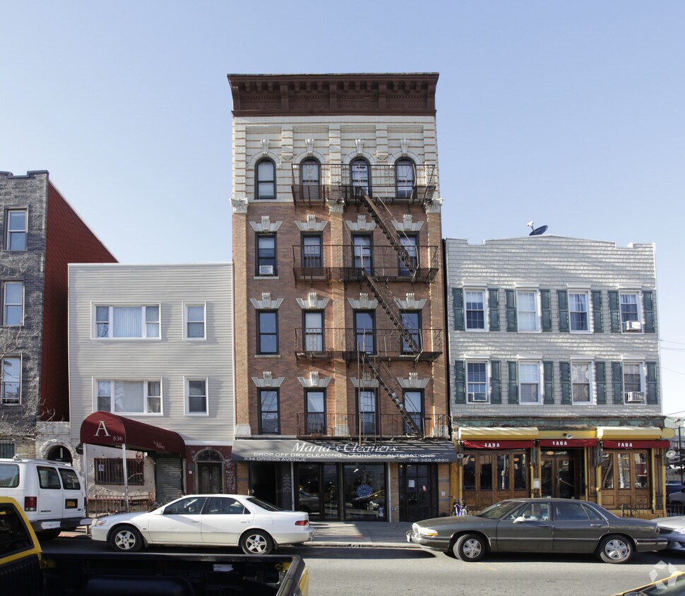 Building Photo - 534 Driggs Ave