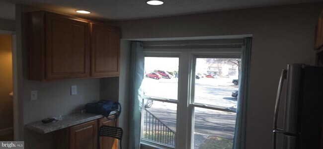 Foto del edificio - 7886 Marioak Dr