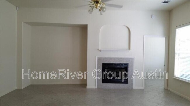 Building Photo - 4119 Hidden View Ct