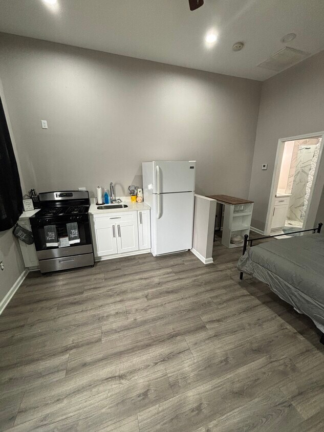 Building Photo - 2528 Martin Luther King Jr Blvd