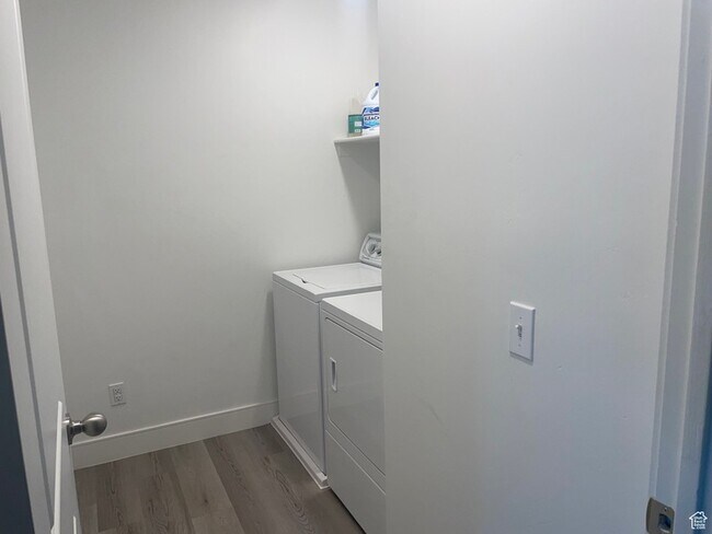 Foto del edificio - 1094 N 1840 W