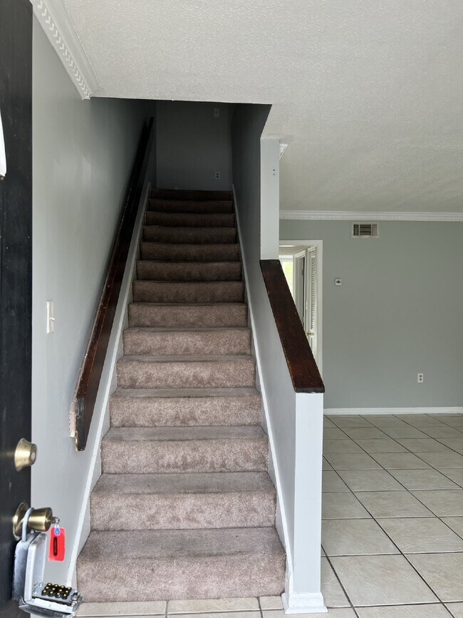Foto del edificio - Townhome for Rent