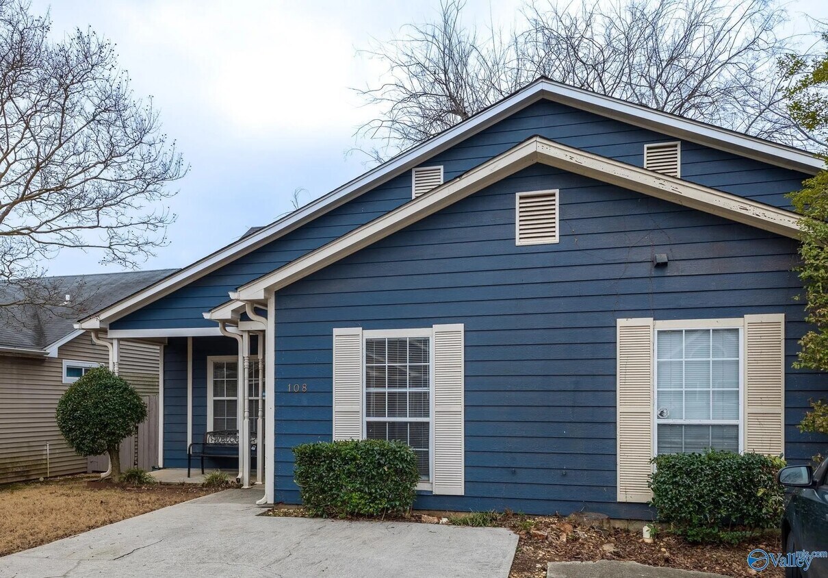 Primary Photo - 108 Bentworth Ln
