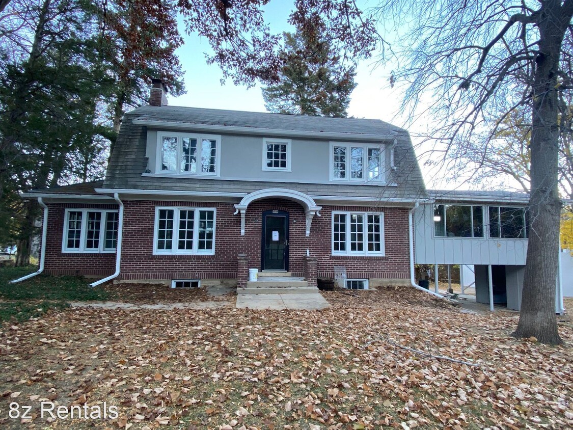 Primary Photo - 4 br, 3.5 bath House - 1509 Cascade Ave