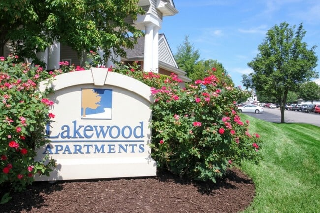 Building Photo - Lakewood Apartments