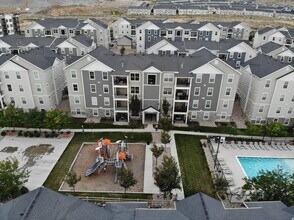 Building Photo - 14659 Bloom Dr