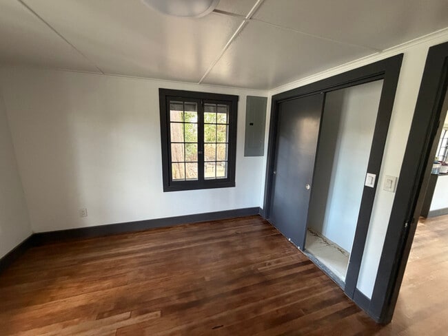 Foto del edificio - 16401 Hwy 99