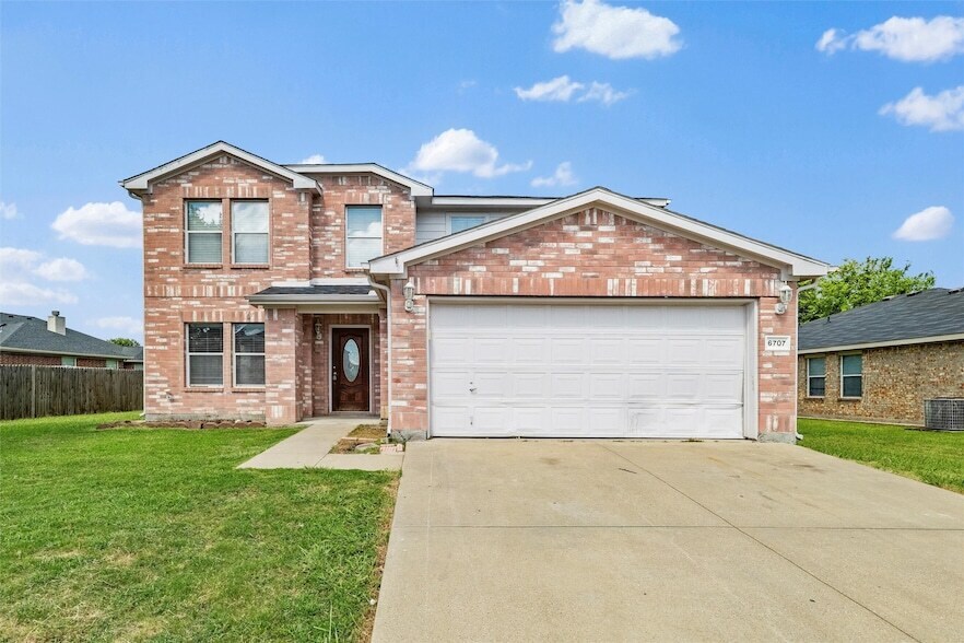 Foto principal - 6707 Prairie Fire Rd