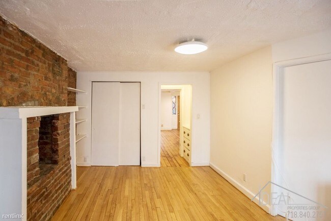 Building Photo - 214 Wyckoff St
