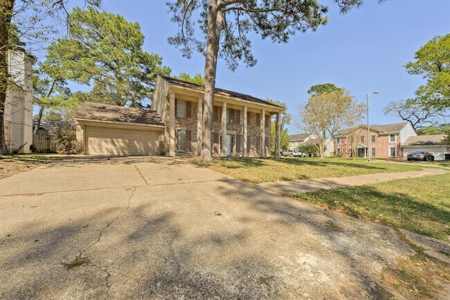 Foto del edificio - 11402 Sky Way Dr