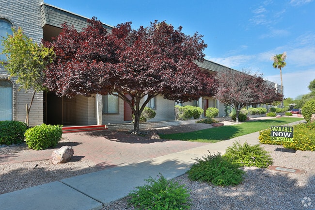 Building Photo - Waters Edge Apartments