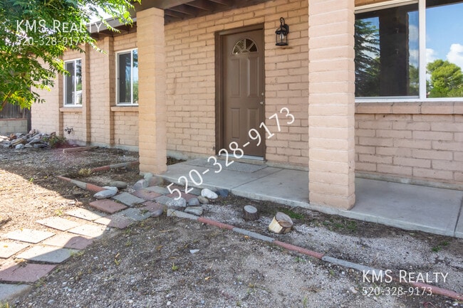 Building Photo - 3 Bed / 2 Bath - OWNER/AGENT
