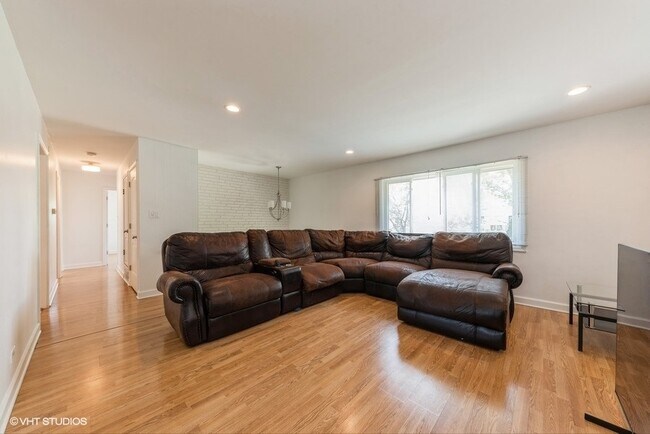 Foto del edificio - 1380 Gentry Rd