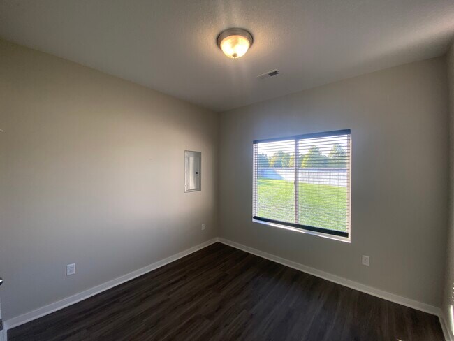 Foto del edificio - 3221 Cedar Downs