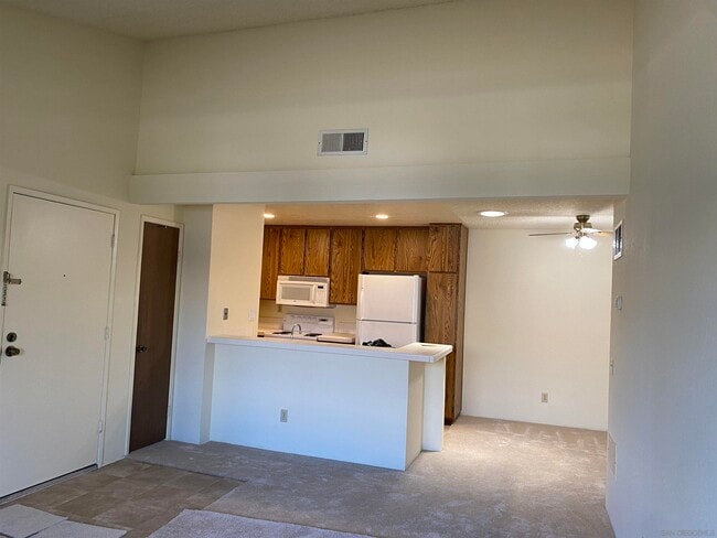Building Photo - 9130 Gramercy Dr