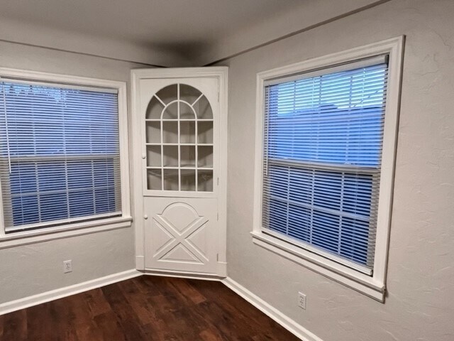 Built in cabinets on each corner - 1416 Main St