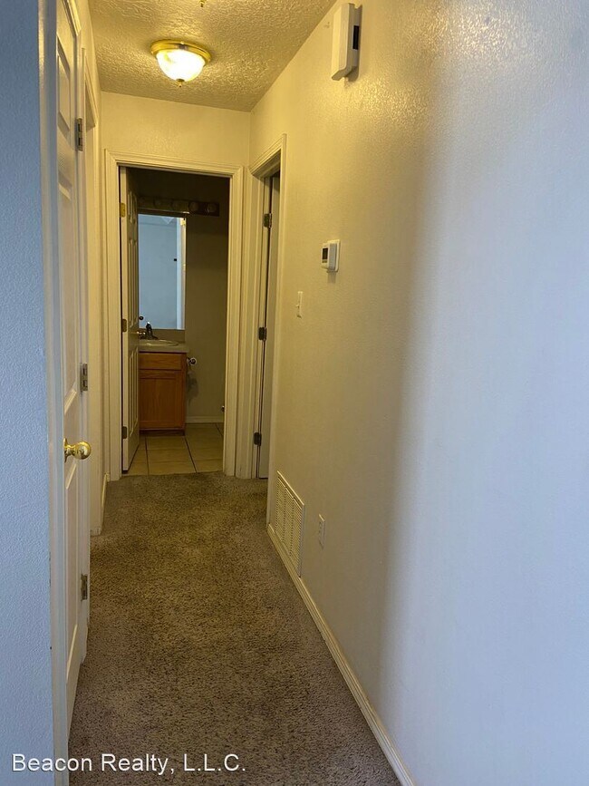 Foto del edificio - 2 br, 2 bath House - 700 W 17th Ln 1