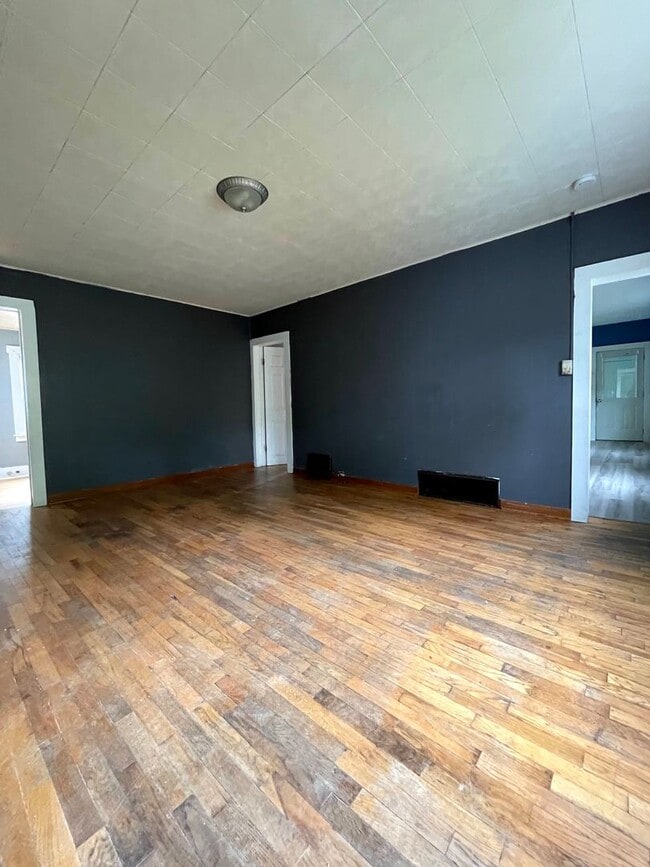 Building Photo - 1502 Ferry St