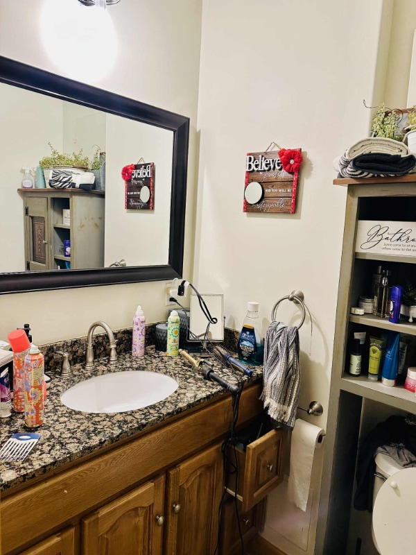 Building Photo - 160 N Main St