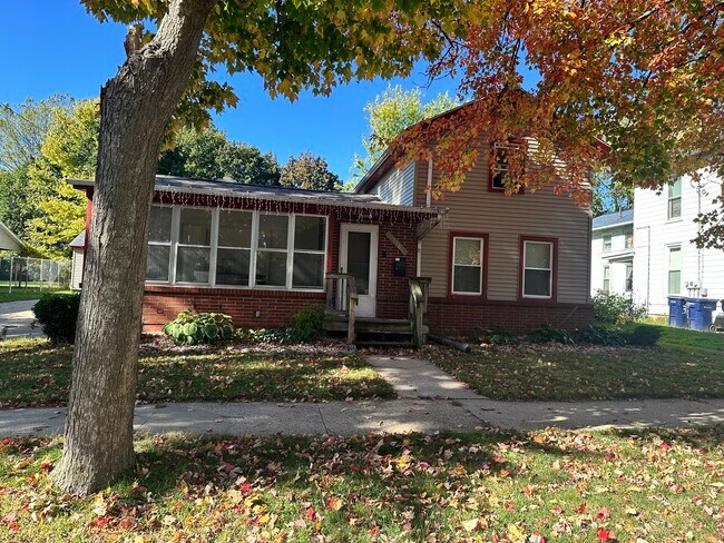 Foto del edificio - 318 S Locust St