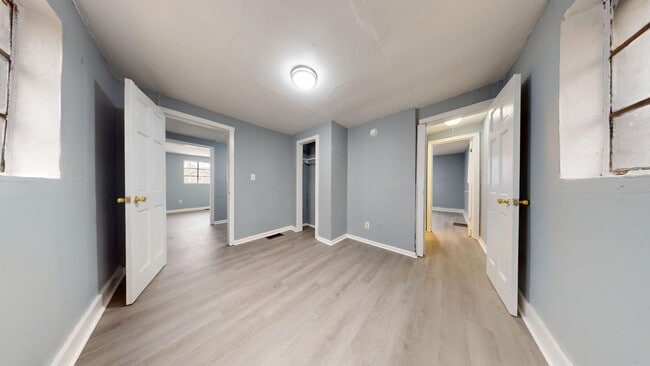 Building Photo - 154-156 Gordon Pl