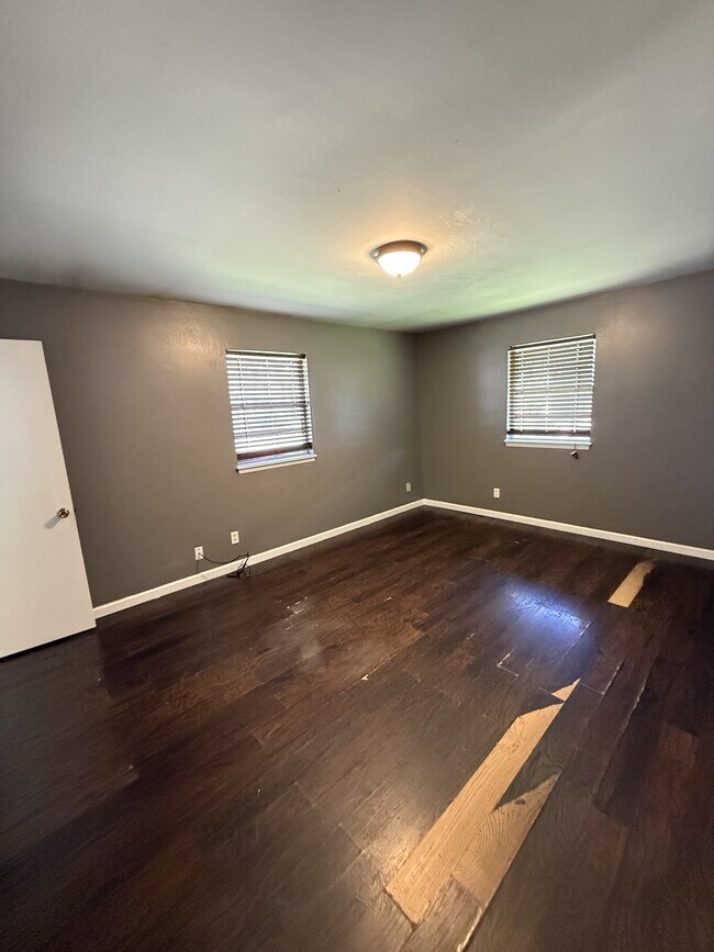 Foto del edificio - 220 C St NW