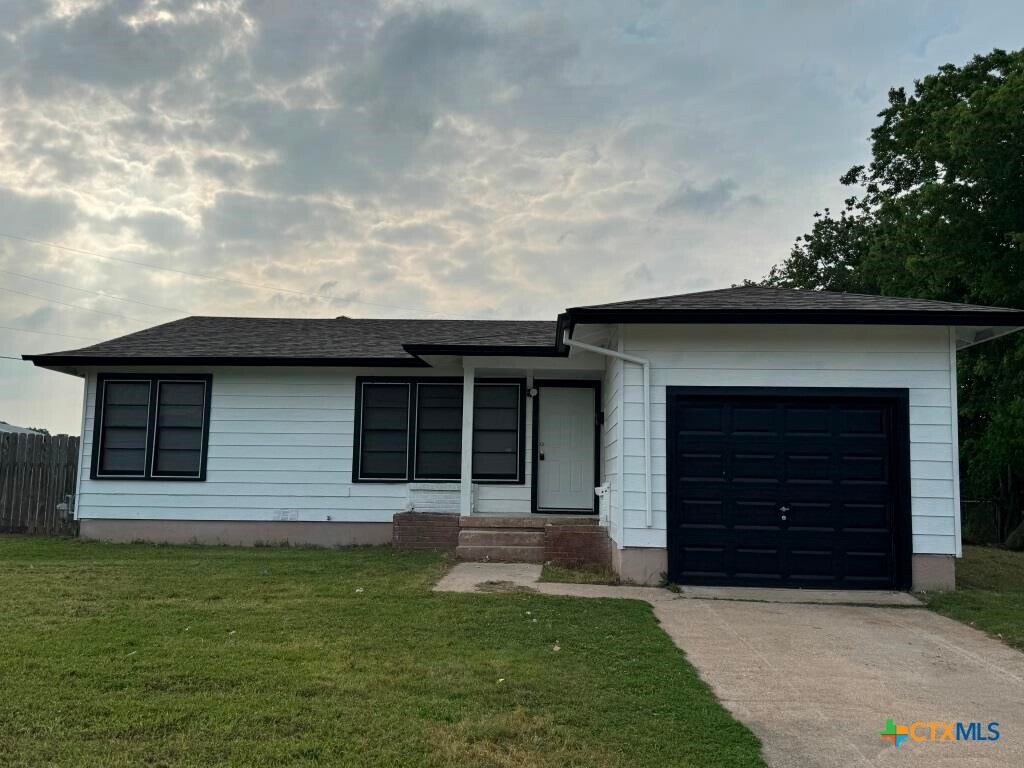 Foto principal - 1109 Estelle Ave