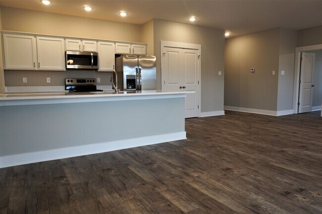 Building Photo - Brand New Construction!!!!!