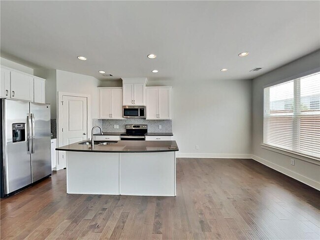 Building Photo - 5311 Bentayga Dr