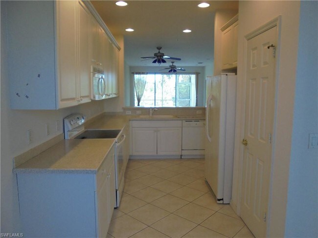 Foto del edificio - 14537 Abaco Lakes Dr