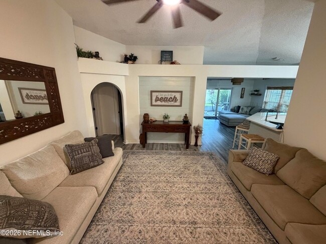Building Photo - 11058 Miata Ct