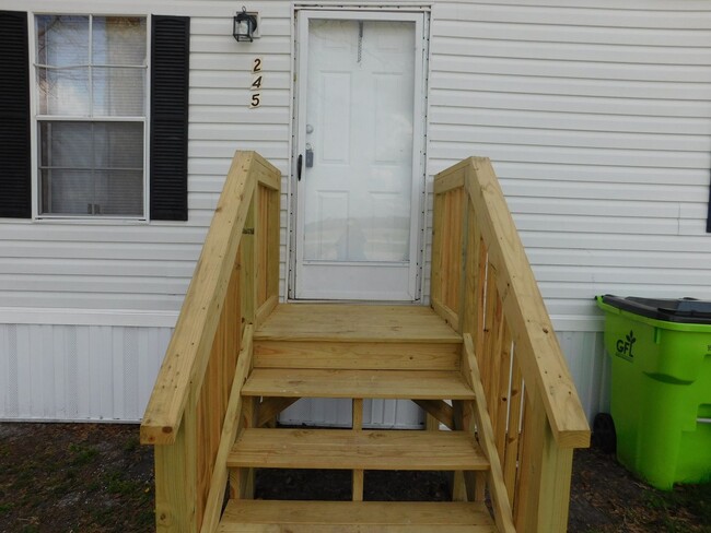 Foto del edificio - 245 Honolulu Rd