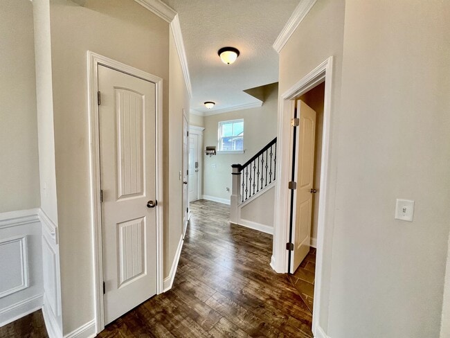 Foto del edificio - 759 Fairview Cir