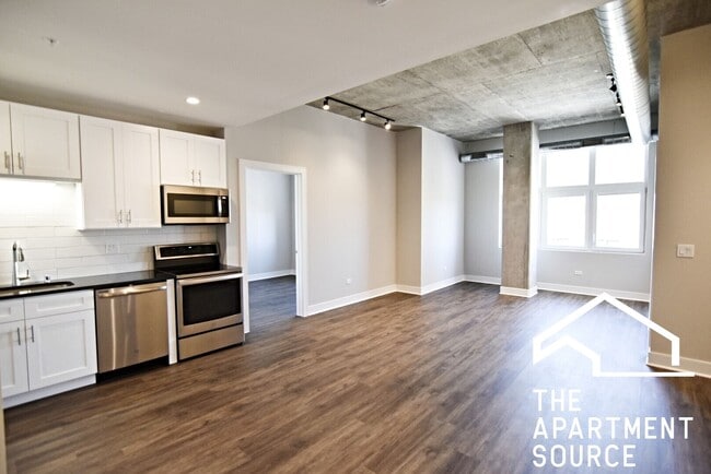 Foto del edificio - 3833 N Broadway