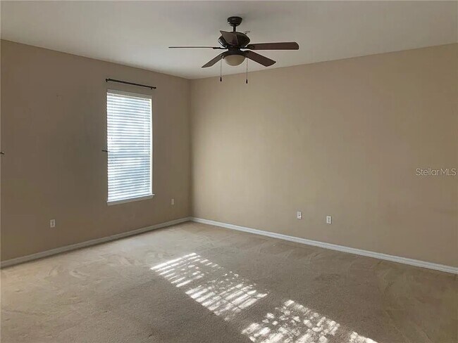 Building Photo - 7135 Harmony Square Dr S