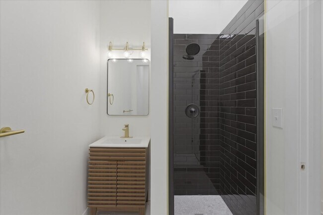 Foto del edificio - 4004 N Bell Ave