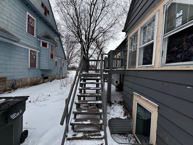 Foto del edificio - 523 S Mill St