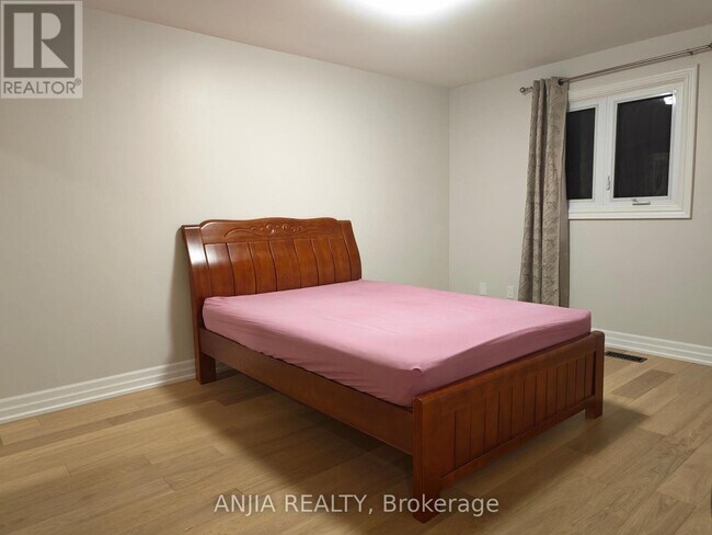 Photo du bâtiment - 5 Janna Ct