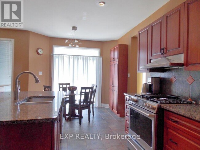 Building Photo - 129 Annapolis Cir