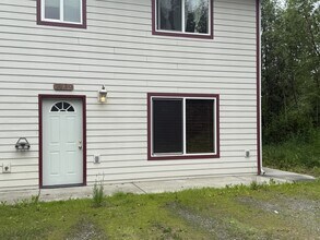 Building Photo - 2139 Michelle Christine Pl