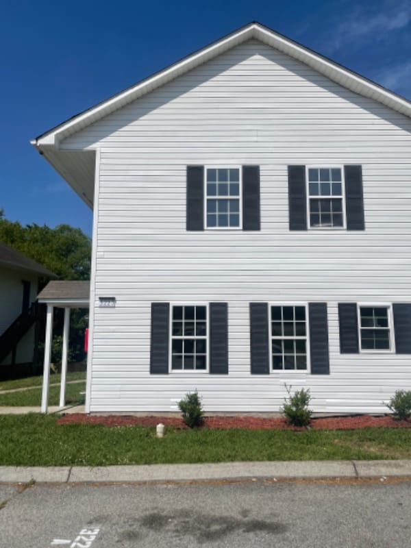 Foto del edificio - 3223 Summit Ave