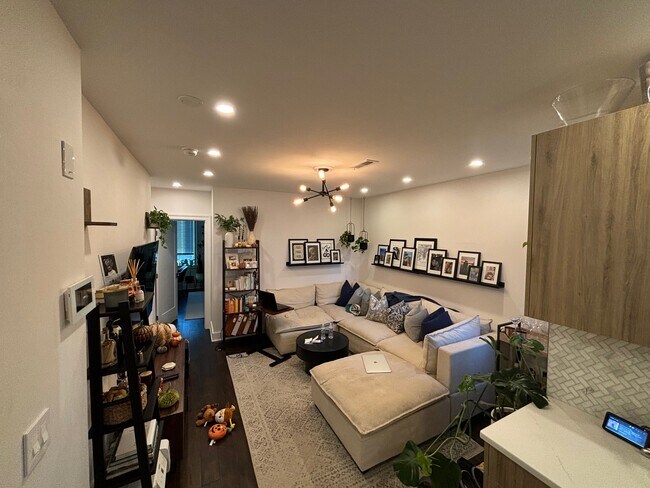 Sala de estar - 623 Fitzwater St