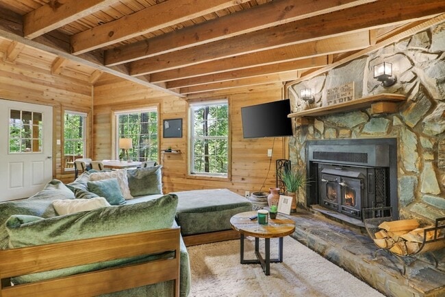 Photo - 166 Nantahala Pass Rd House