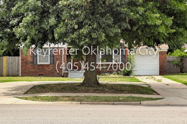 Photo - 1622 W Britton Rd House