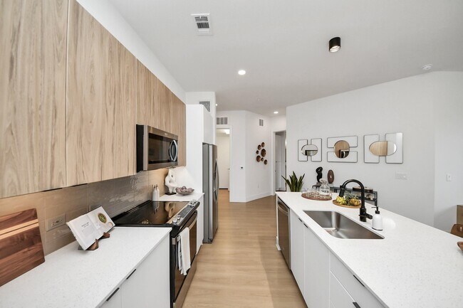 Foto del edificio - 2810 Riverby Rd