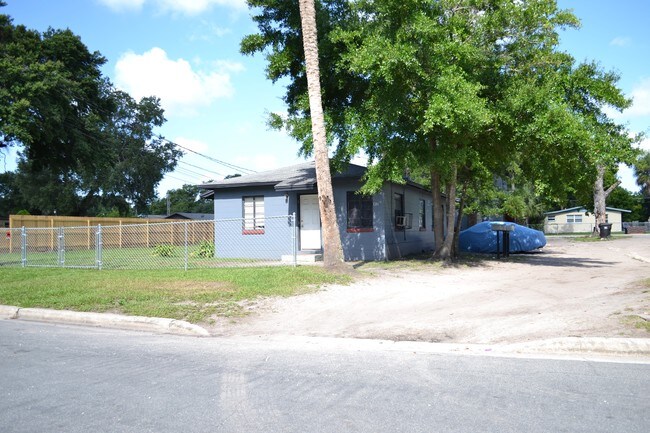 Foto del edificio - McFall Apartments