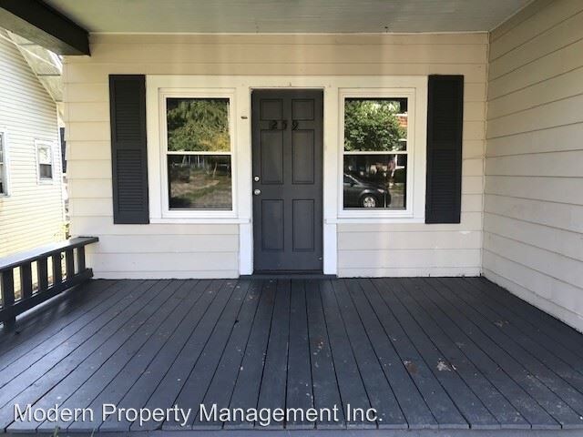 Building Photo - 3 br, 1 bath House - 259 South Highland Drive