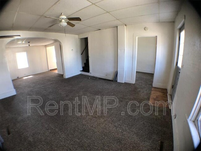 Foto del edificio - 411 W Cherry St